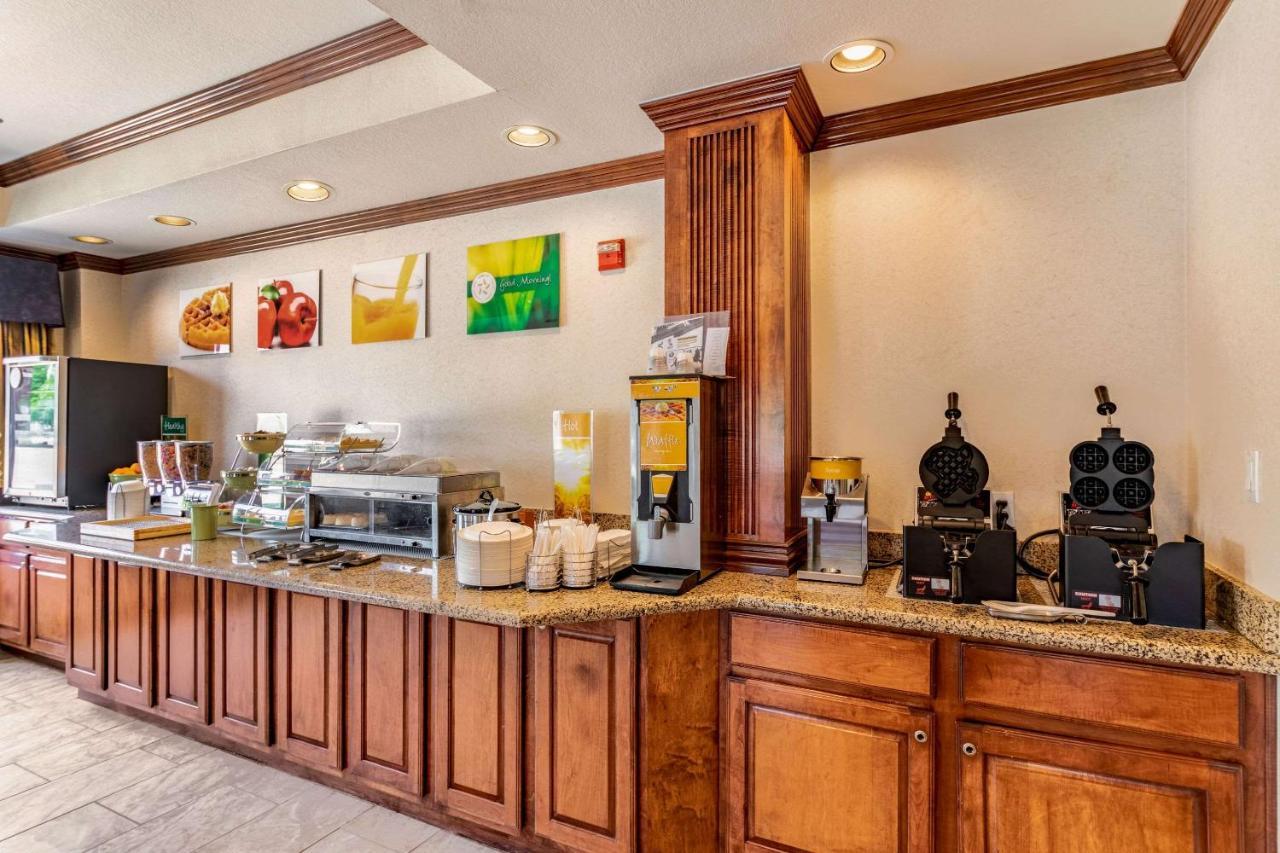 Quality Inn & Suites Lampasas Eksteriør billede